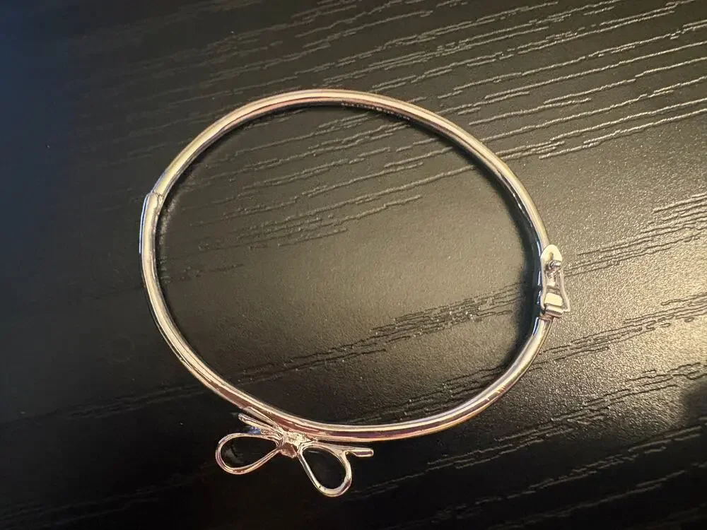 Vintage Kate Spade Bow Hinged Bangle 6.75”